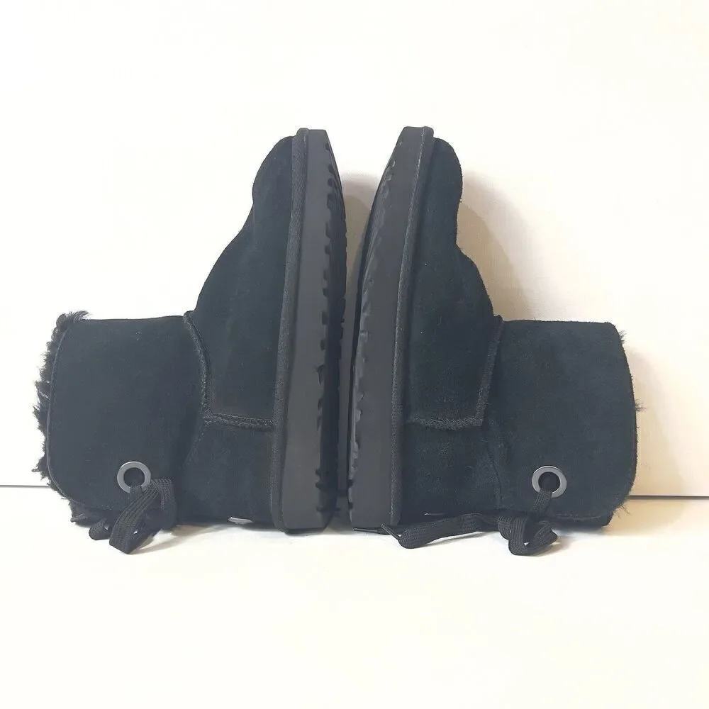 UGG Short Black Suede Winter Boots Womens 6 Pull On Sherpa Lining Comfort Casual
